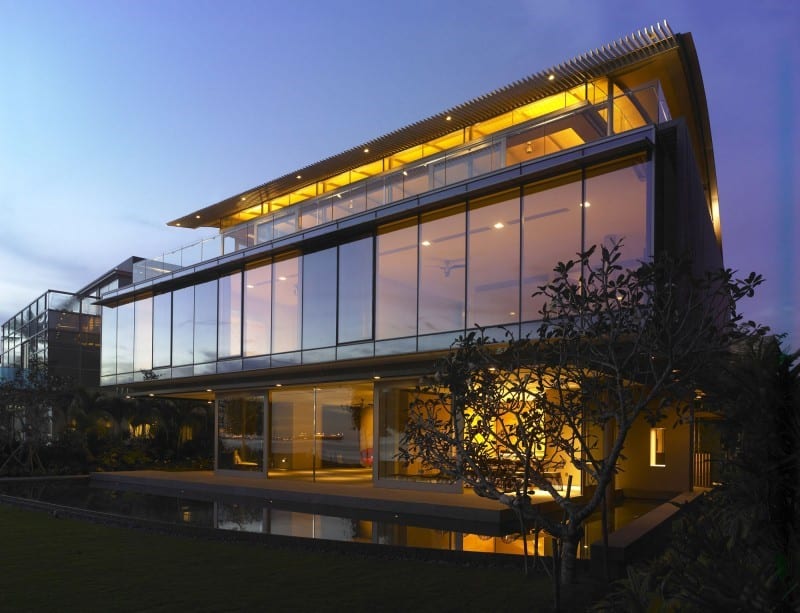 The 180 Degree Sea View House